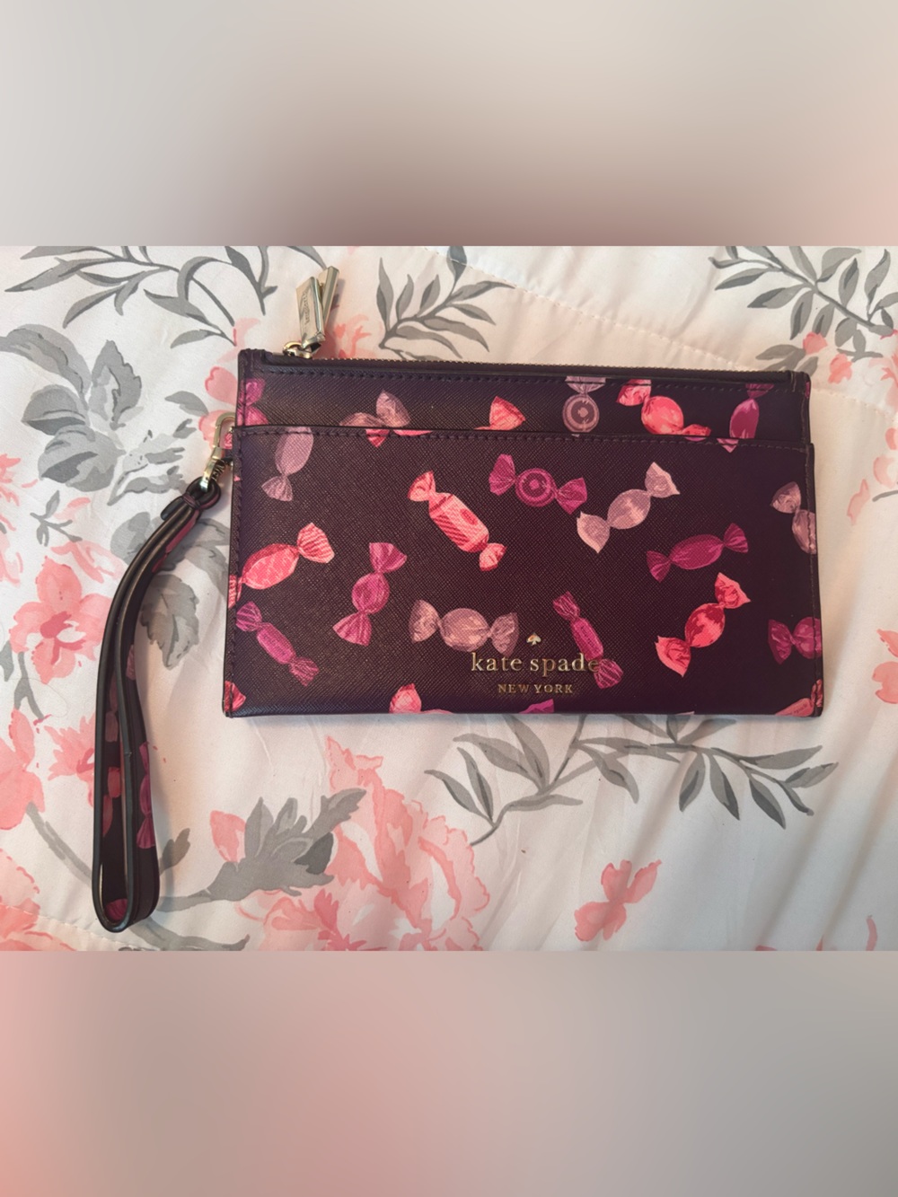 kate spade purple wristlet with pink candy print